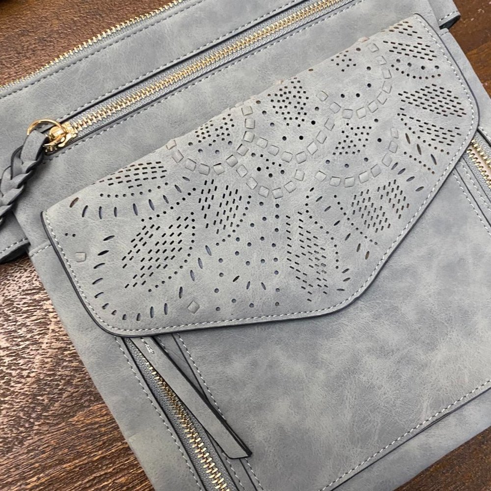 EUC! Gray Crossbody Bag  Boho SO cute!